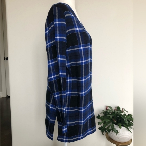 ⭐️MICHAEL KORS PLAID TUNIC - Picture 2 of 5